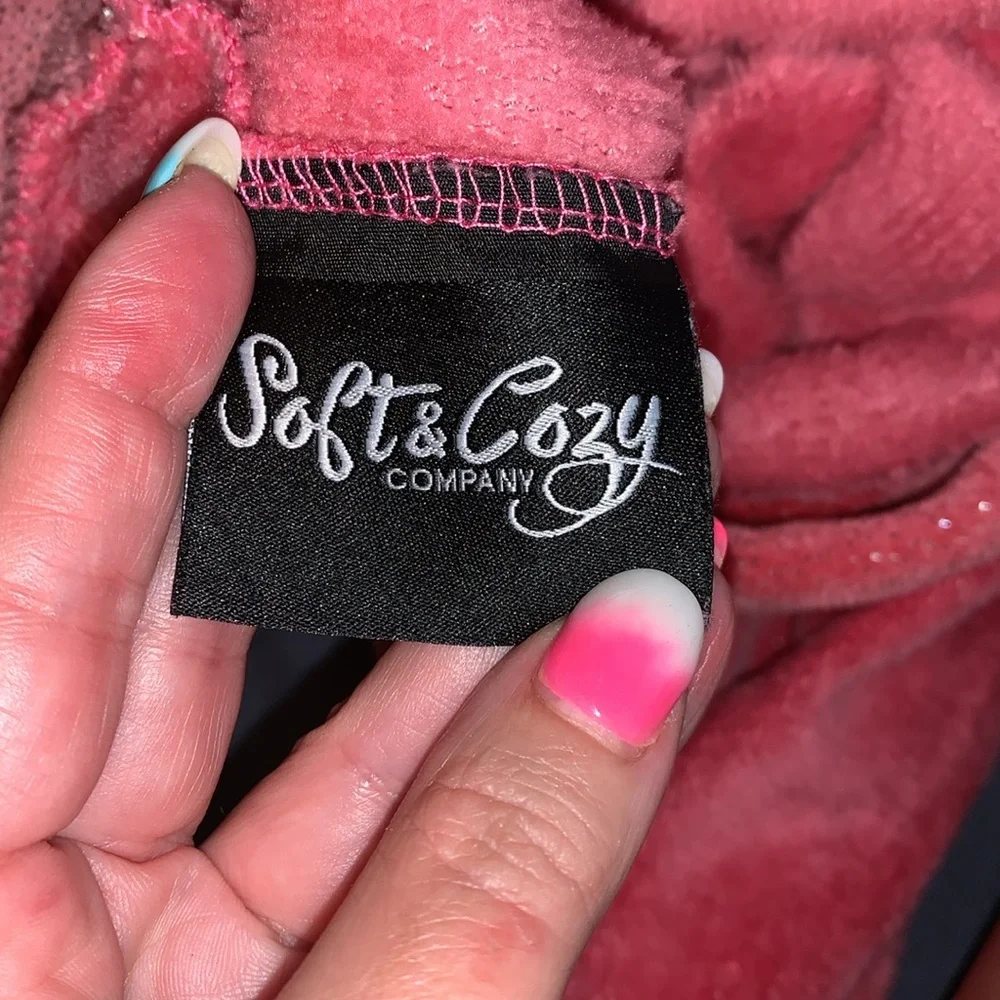 Vintage pink soft & cozy Velour pillow case